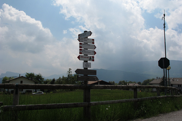 Gehen Sie zum Rifugio Fos-Ce